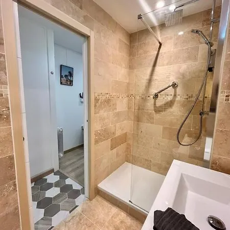 Montparnasse Art Gallery Studio /3p Apartment