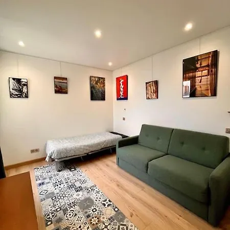 Montparnasse Art Gallery Studio /3p Apartment